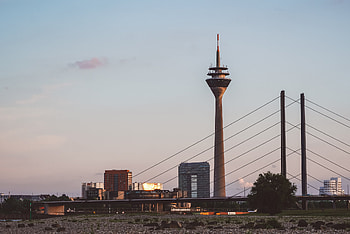 Dusseldorf Skyline, Instagram-worthy spots, graphy in Dusseldorf, Cultural exploration HD wallpaper