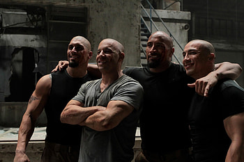 Stunt double movie, Muscles, Vin Diesel, Dwayne The Rock HD wallpaper