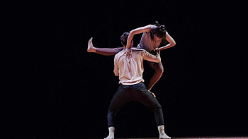 Anneliese Charek, Contemporary Dance HD wallpaper
