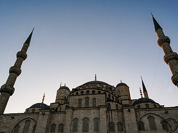 Famous Blue Mosque, Istanbul, Rusty Travel Trunk, Architecture HD wallpaper
