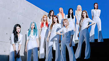 LOONA, fashion design, facial expression, kpop, girl group HD wallpaper