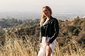 Maika Monroe movies, Maika Monroe hoot, Simone Faoro grapher, High-quality HD wallpaper