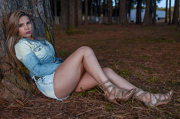 Cowgirl Style. ., style, cowgirl, fun, lake, fashion, outdoors, ranch, blondes, Bella Corado, trees, girls, women, models, western, female HD wallpaper