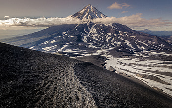 Nature, Clouds, Mountain, Vertex, Top, Russia, Peninsula, Kamchatka HD wallpaper