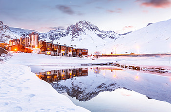 Tignes, French Alps, snow, houses, mountains, water, village, ice HD wallpaper