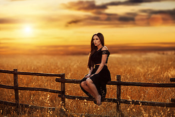 Girl Model Sunset Field Gold , girls, model, field HD wallpaper