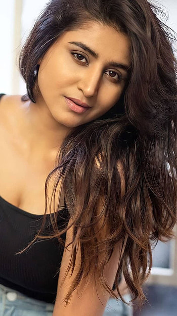 Varshini Sunderajan, telugu actress HD phone wallpaper