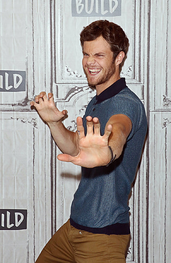 Jack Quaid movie, The Boys star, Famous horror franchise, New project HD phone wallpaper