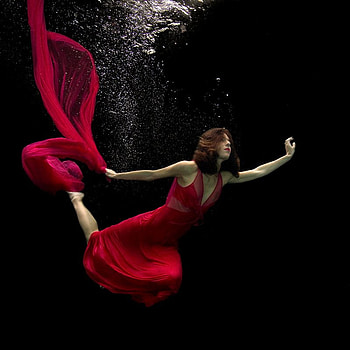 UNDERWATER RED VEIL, model, wet, red, veil, underwater, dress, woman HD wallpaper