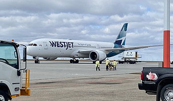 WestJet, Travels, Flight to Toronto, Medical situation HD wallpaper