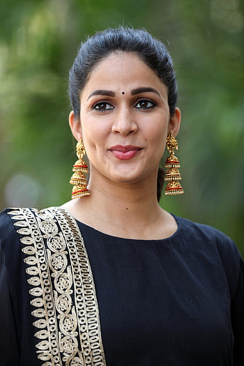 Lavanya tripathi, Telugu actress, lip HD phone wallpaper