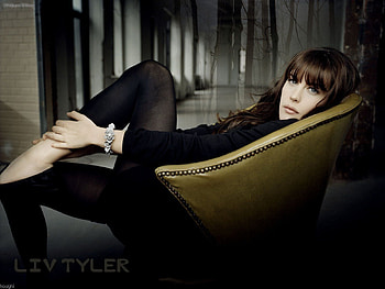 liv_tyler, chair, room, people, dark, woman, lady, women, models, female HD wallpaper