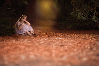 little girl, childhood, blonde, fair, nice, adorable, bonny, sunset, sweet, Belle, white, Hair, girl, Autumn, tree, comely, leaves, sightly, pretty, green, face, lovely, pure, child, graphy, cute, baby, , set, Nexus, beauty, kid, beautiful, people, little, pink, dainty HD wallpaper