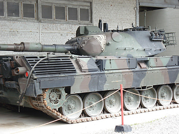 leopard tank, museum, german tank, brussels HD wallpaper