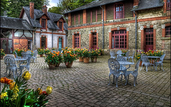 Beautiful Place, chair, colorful, tulip, windows, colors, peaceful, houses, tulips, beauty, chairs, trees, table, architecture, window, house, garden, colorful tulips, romance, beautiful, tree, leaves, pretty, green, view, nature, romantic, flowers, lovely, splendor, terrace HD wallpaper
