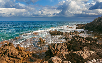Coast of Sicily, Italy, rocks, coast, beach, sea, clouds, Sicily HD wallpaper