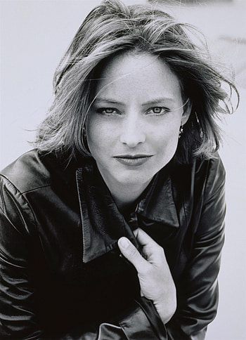 Jodie Foster, Captivating Portraits, Fanpop Gallery, Glamour Shot HD phone wallpaper