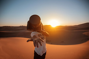 Desert, Hand, Sunlight, Technologies, Technology, Camera HD wallpaper