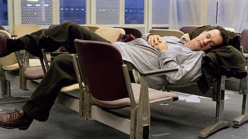 Tom Hanks in Terminal, Airport adventures, Victor Navorski, Heartwarming tale HD wallpaper