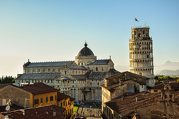 Student city of Pisa, Cultural hub, Beyond the tower, Vibrant atmosphere HD wallpaper