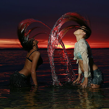 DOUBLE WET WOMAN, wet, red, sky, water, hair, woman, sunset HD wallpaper