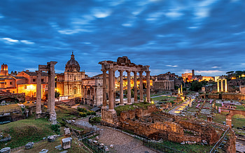 Rome, Roman Forum, evening, sunset, Rome landmark, Gemonian stairs, Tarpeian Rock, Temple of Saturn, Temple of Vespasian and Titus, Arch of Septimius Severus, Curia Julia, Rostra, Italy HD wallpaper