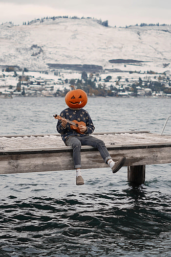 Funny, Halloween, Pumpkin, Miscellanea, Miscellaneous, Human, Person, Ukulele HD phone wallpaper