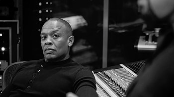 Dr. Dre, Black beats , Ethereal background, Sleek design HD wallpaper