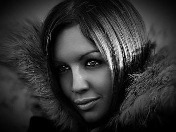 girl, happy, beautiful, black and white HD wallpaper