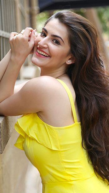 Shivaleeka Oberoi, bollywood actress, gorgeous HD phone wallpaper