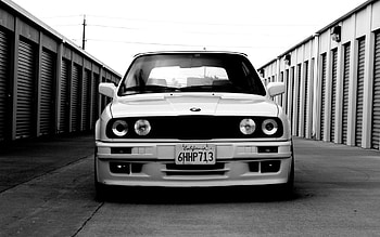 BMW E30 Monochrome, bwm-e30, cars, monochrome, black-and-white HD wallpaper