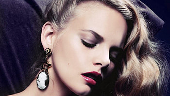 marloes, makeup, close eyes, earing, beauty HD wallpaper