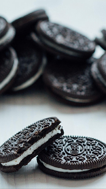 Oreo Cookie Delights, Sweet sensations, Indulgent satisfaction, Guilty pleasures HD phone wallpaper