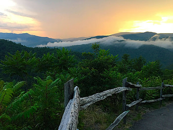 Cataloochee Valley, Great Smoky Mountains National Park HD wallpaper