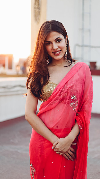 Rhea Chakraborty, actress, saree lover HD phone wallpaper