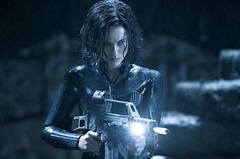 Kate Beckinsale, Underworld Awakening, Interview discussion, Action movies HD wallpaper