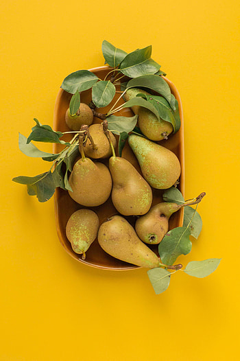 Fruits, Food, Leaves, Pears, Ripe HD phone wallpaper
