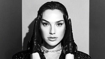 Gal Gadot Black And White , gal-gadot, celebrities, girls, black-and-white, monochrome HD wallpaper