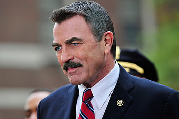 Tom Selleck, Timeless sex appeal, Ageless charm, Cultural icon HD wallpaper