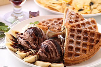 150 waffle , High-quality , Mouthwatering visuals, Delicious feast HD wallpaper
