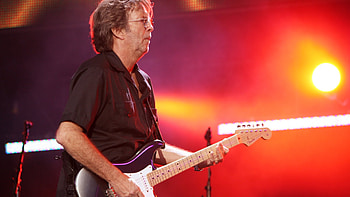 Eric Clapton, Musical brilliance, Soulful expressions, Guitar legend HD wallpaper