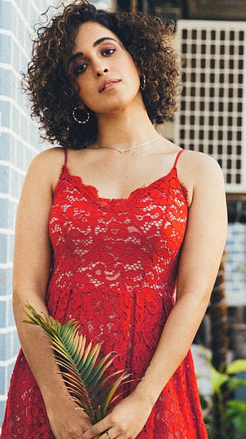 Sanya Malhotra, Bollywood, Sanya Malhotra Actress HD phone wallpaper