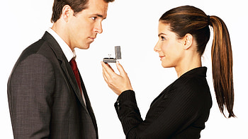 The Proposal, Romantic comedy, Heartwarming moments, Relatable characters HD wallpaper