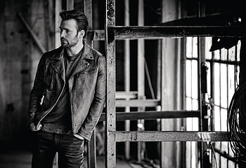 Chris Evans, , Captivating , Talented actor HD wallpaper