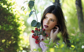 Brunette And Flowers, Brunette, Red, Flowers, Model, Female HD wallpaper