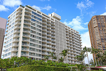 The Modern Honolulu, Luxury accommodations, Sophisticated design, Urban oasis HD wallpaper