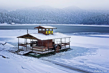 Frozen Lake, boat, frozen, , cool, lake HD wallpaper