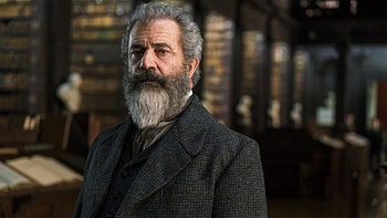 Fatman movie, Mel Gibson as Santa Claus, Action comedy, Festive adventure HD wallpaper