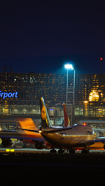 Frankfurt airport view, Boeing aircraft, Aviation graphy, Travel memories HD phone wallpaper