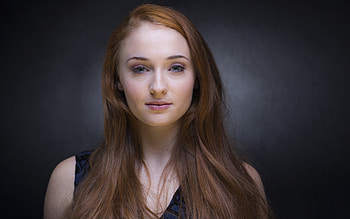 Sansa Stark Celebrity, sophie-turner, celebrities, game-of-thrones, girls, sansa-stark HD wallpaper